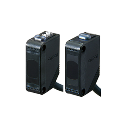 Aggiornate la vostra macchina con il sensore fotoelettrico E3Z-T61A 2M BY OMC