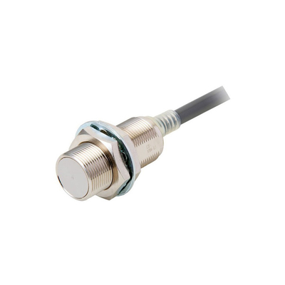 Sensori di prossimità induttivi di grado industriale E2E-X7D1-N 2M per un accurato rilevamento