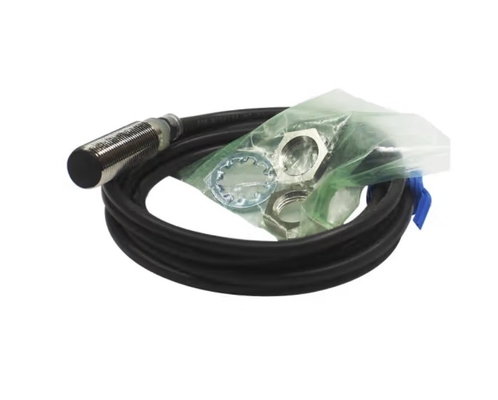 Sensore di prossimità induttivo OMS a lunga durata E2B-S08KS02-WP-B1 2M per macchine industriali