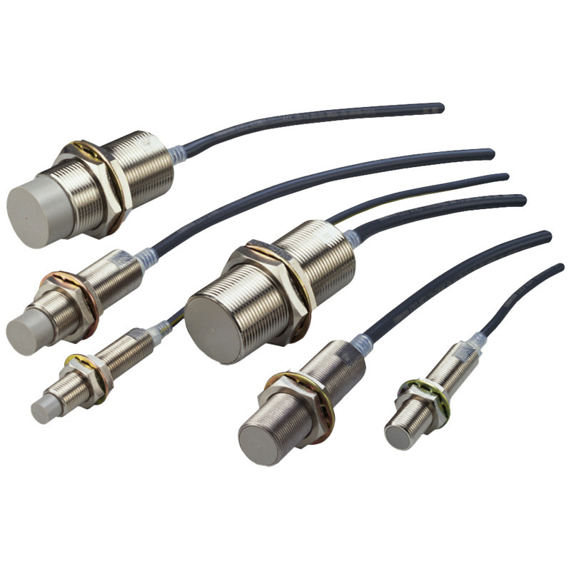 Sensore di prossimità induttivo OMS E2E2-X5MC1 2M La soluzione perfetta per la vostra automazione